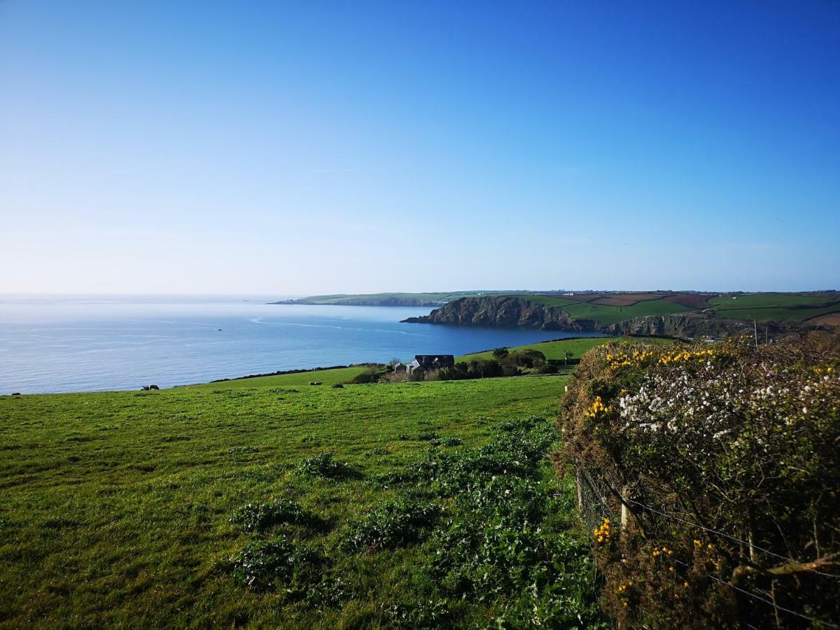 Quillet Cottage, 2 Glentowan Road Holiday home *